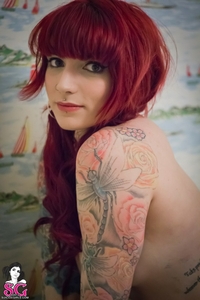 Amateur teen Helen Jade tattoed virgin