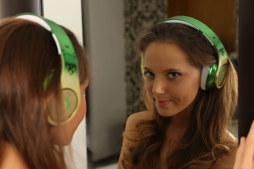 Stunning Mango A Strips To Naked