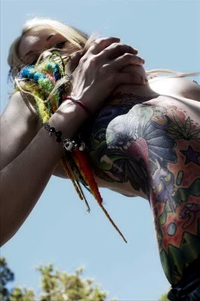 Tattooed Mewes nasty strip