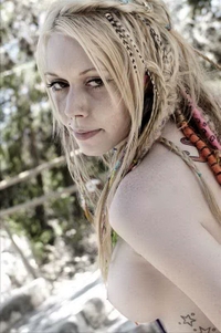 Tattooed Mewes nasty strip