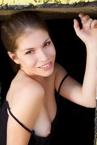 Babe Freedome To Be Naked